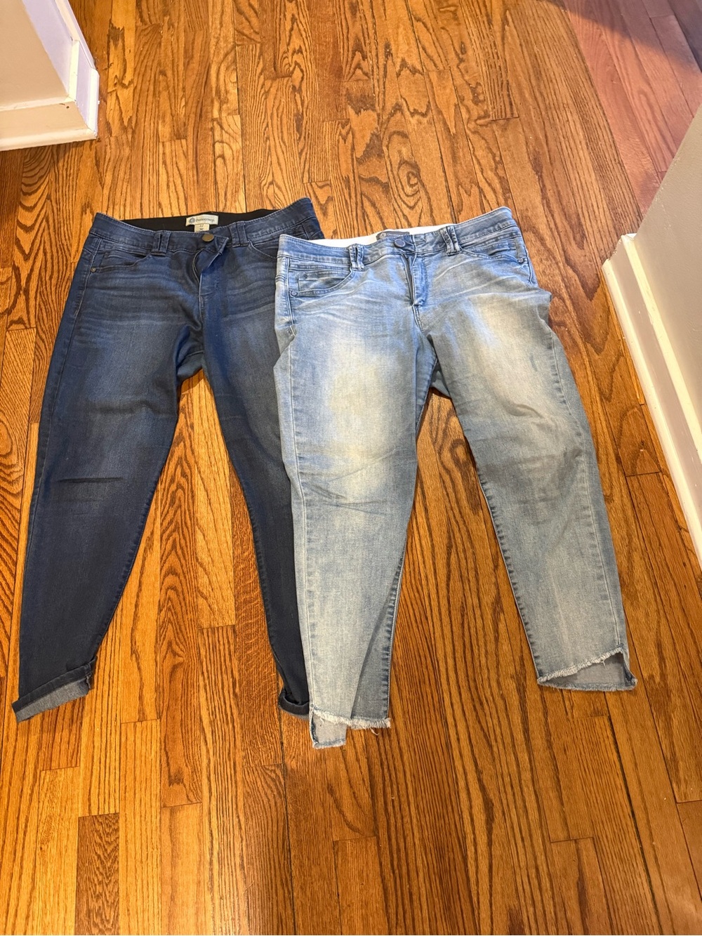 Bundle of sz 12 petite Democracy jeans